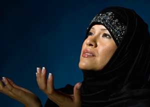 muslim woman praying